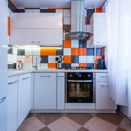 Apartment Zolotaya Gorka 13 *